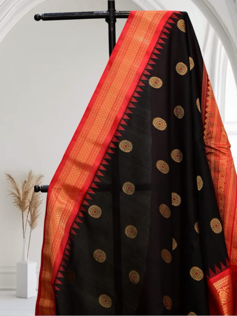 Black Handloom Pure Silk Saree - view 3