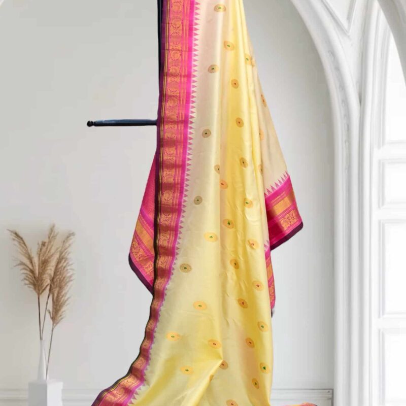 Cream Handloom Pure Silk Saree - view 2