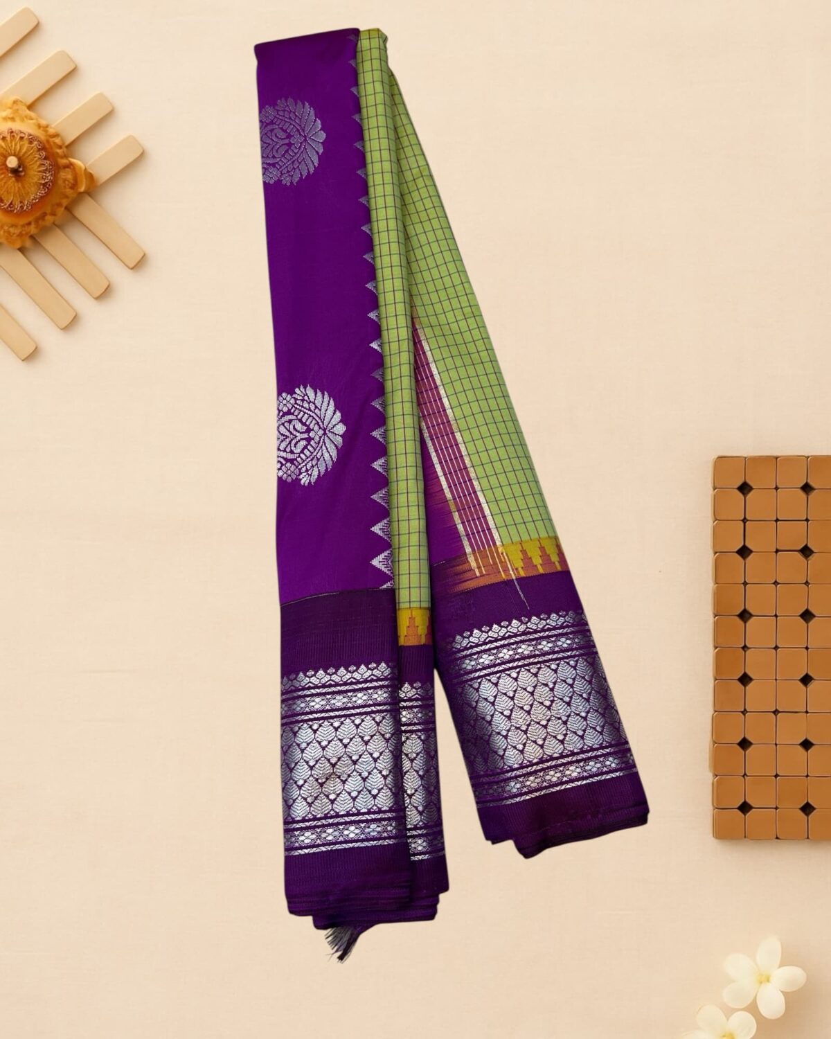 Light Leaf Green Semi Gadwal Saree