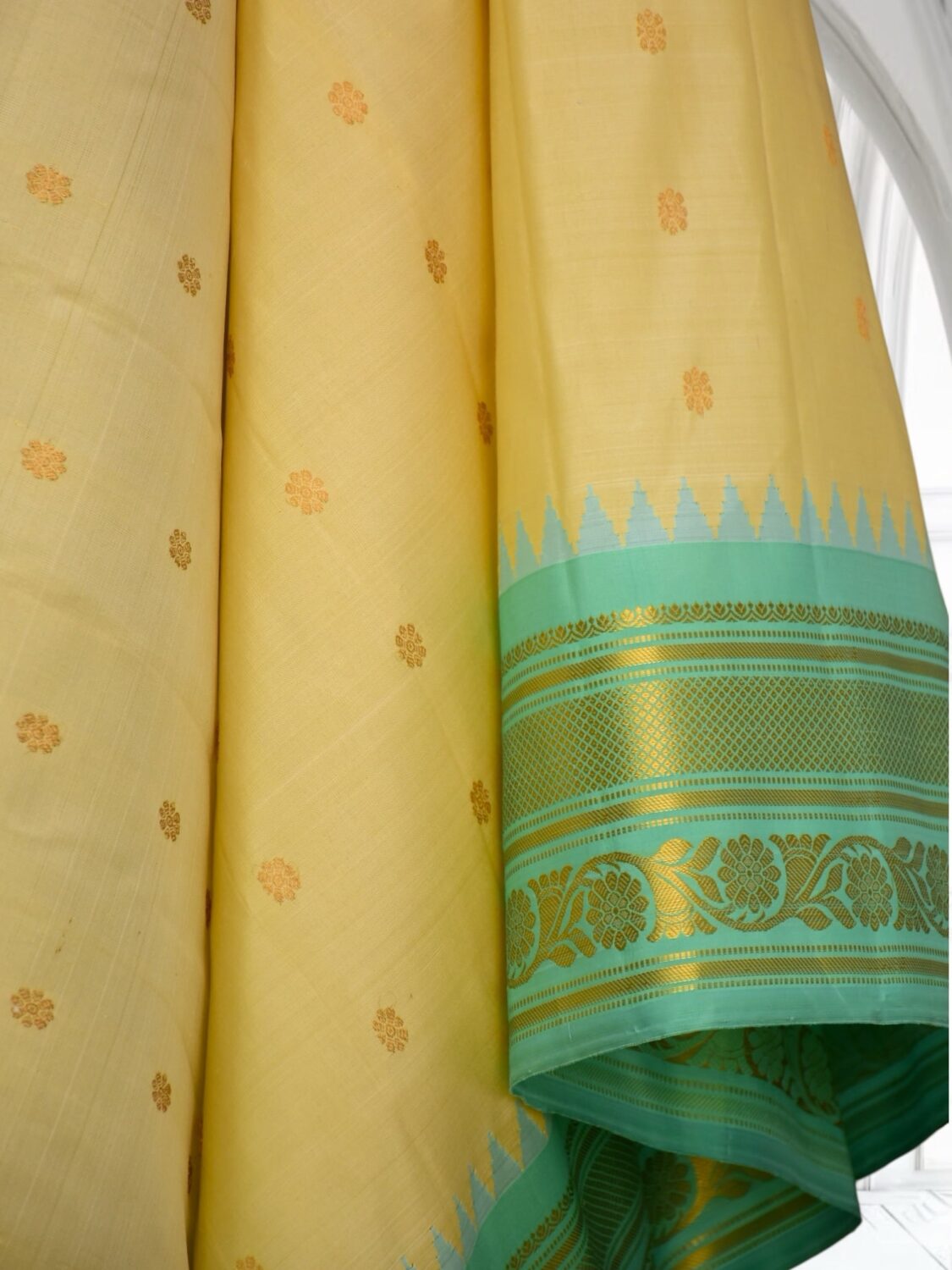 Rama Green and Blue Ganga Jamuna Gadwal Saree