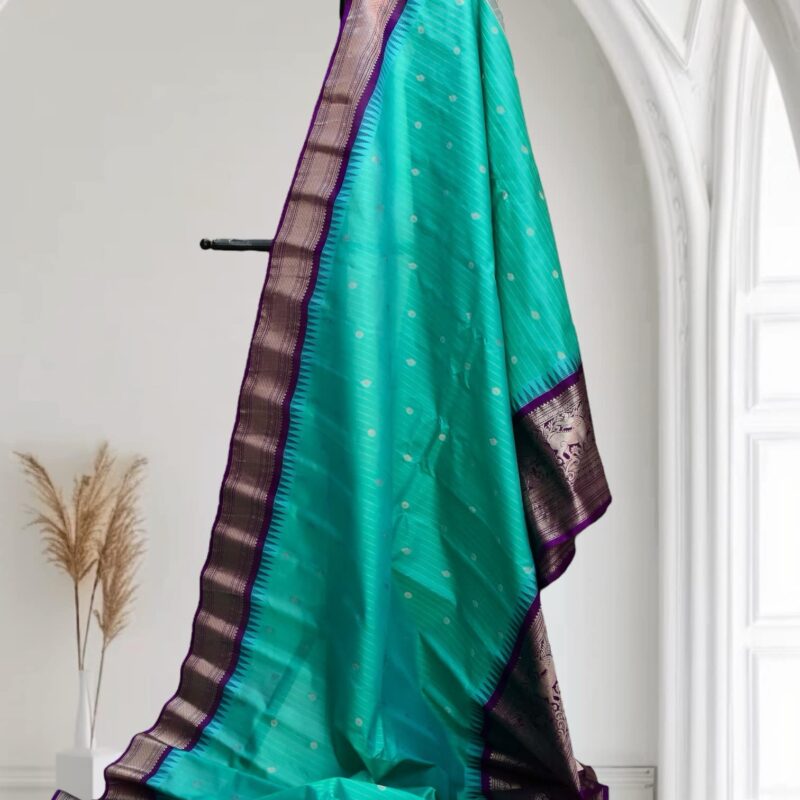 Rama Green Pure Silk Saree - view 5