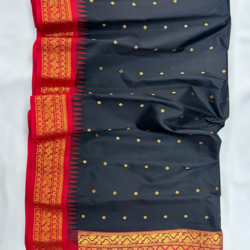 Black&redish Pure Silk Gadwal Saree