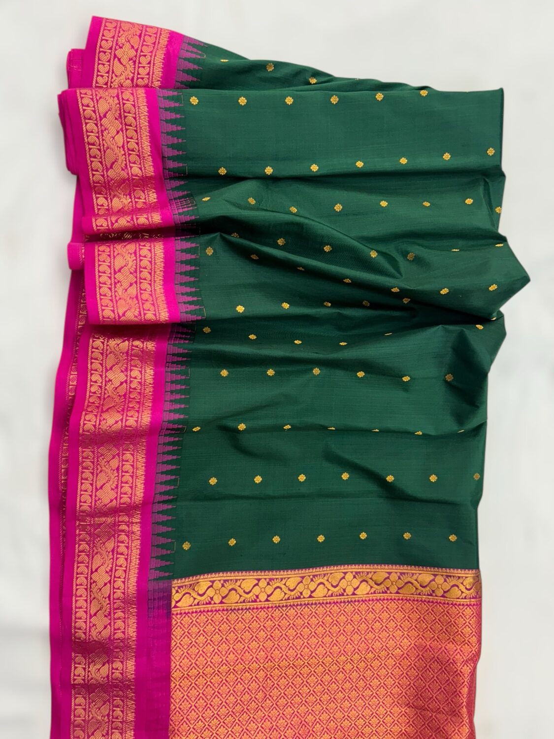 Bottle Green with pink Pure Silk Gadwal Saree