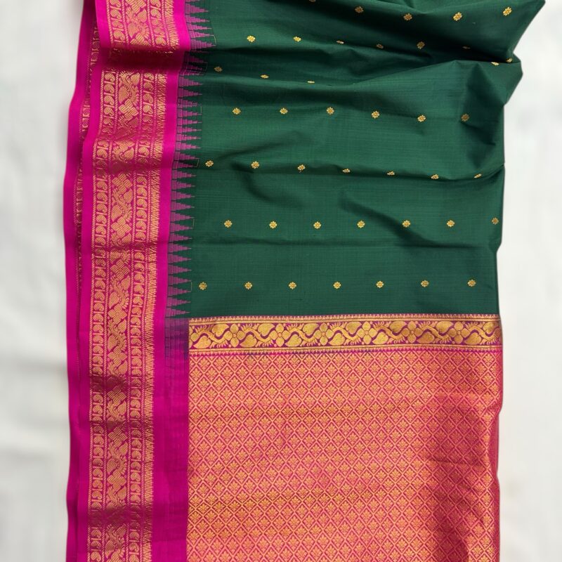 Bottle Green with pink Pure Silk Gadwal Saree - view 2