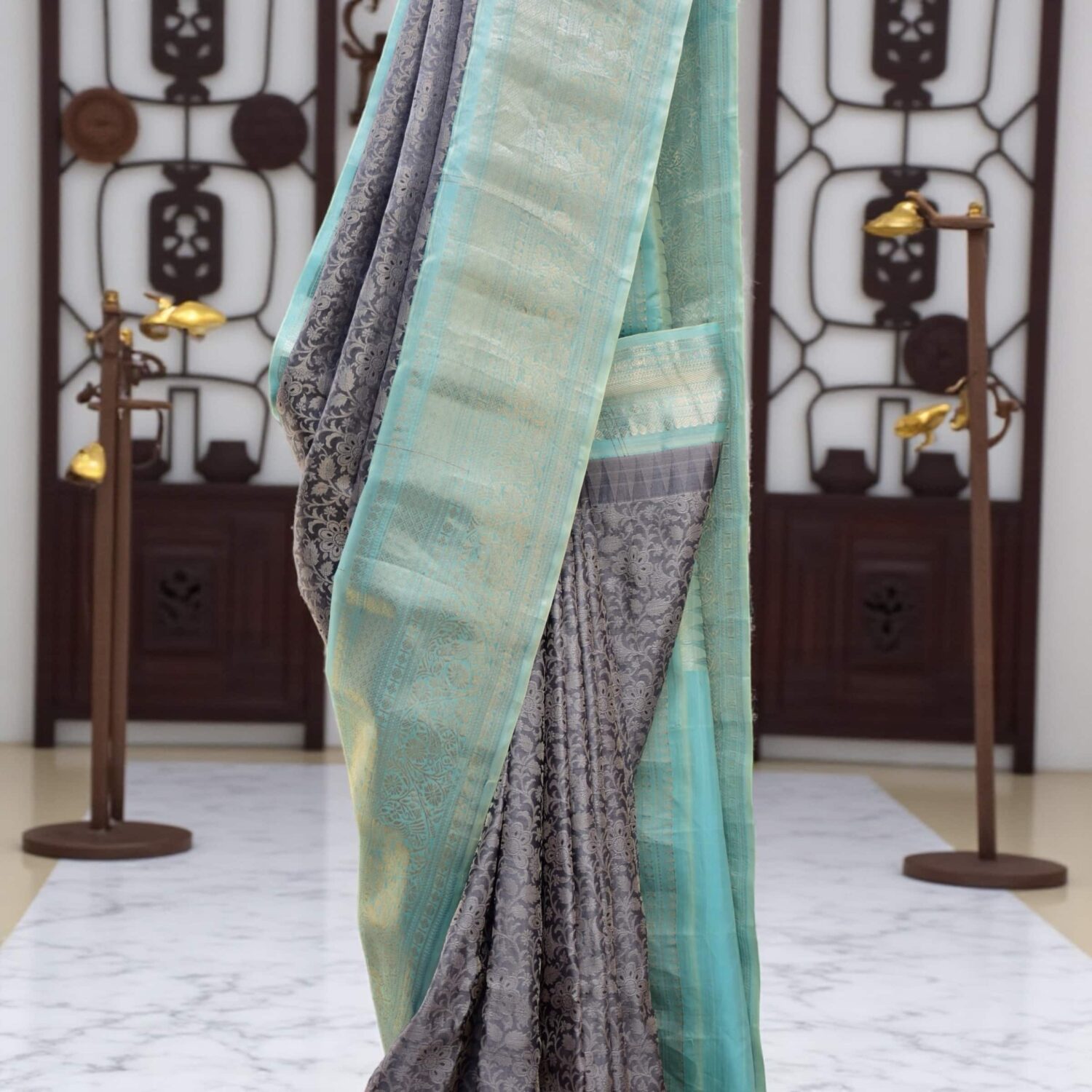 Gray Pure Silk Gadwal Saree