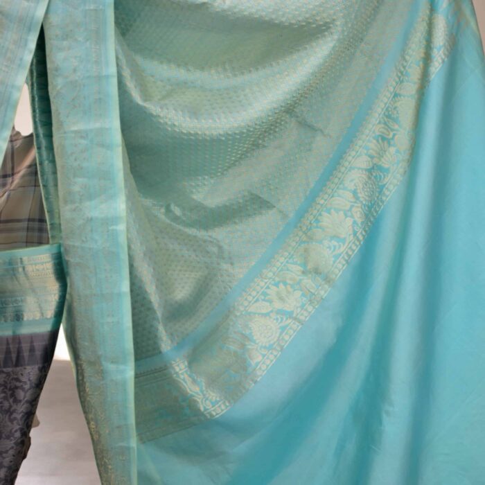 Gray Pure Silk Gadwal Saree - view 5