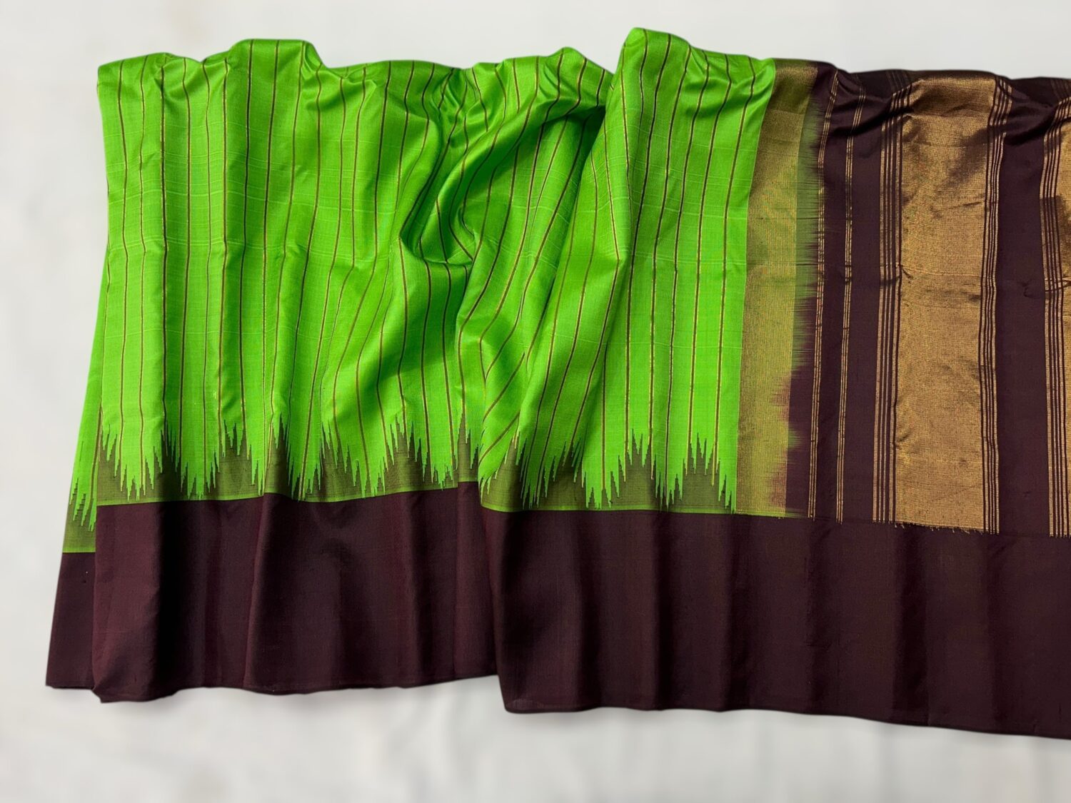 Leaf green handloom pure silk
