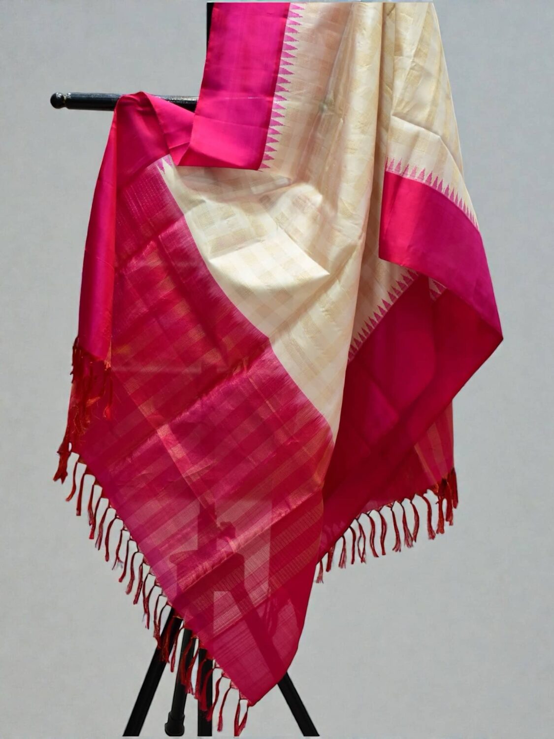 Cream pure gadwal dupatta
