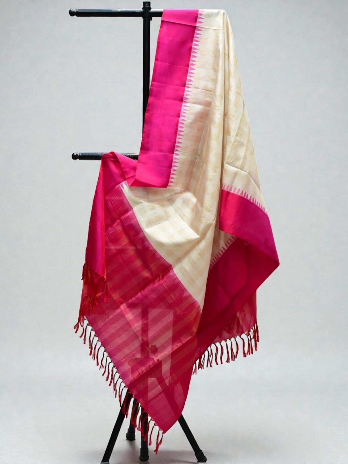 Cream pure gadwal dupatta