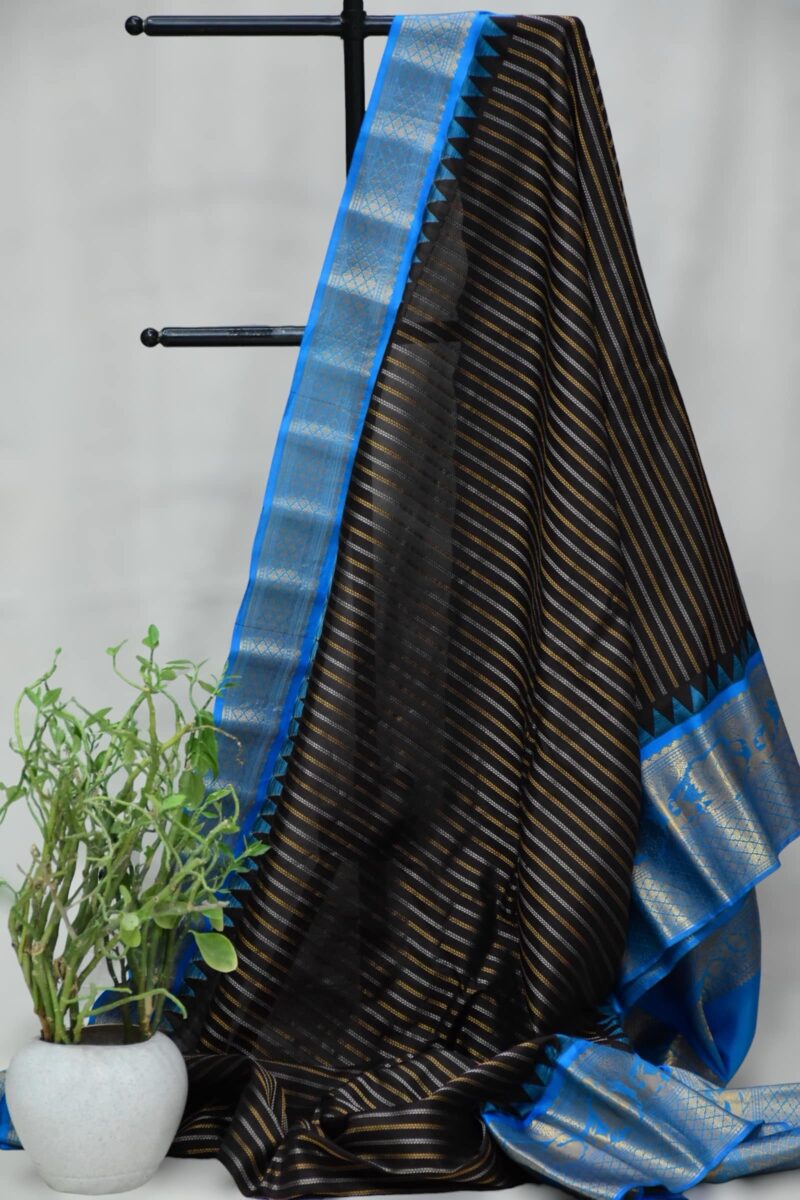 Black Gadwal Silk Saree | Sky Blue Pallu & Contrast Blouse
