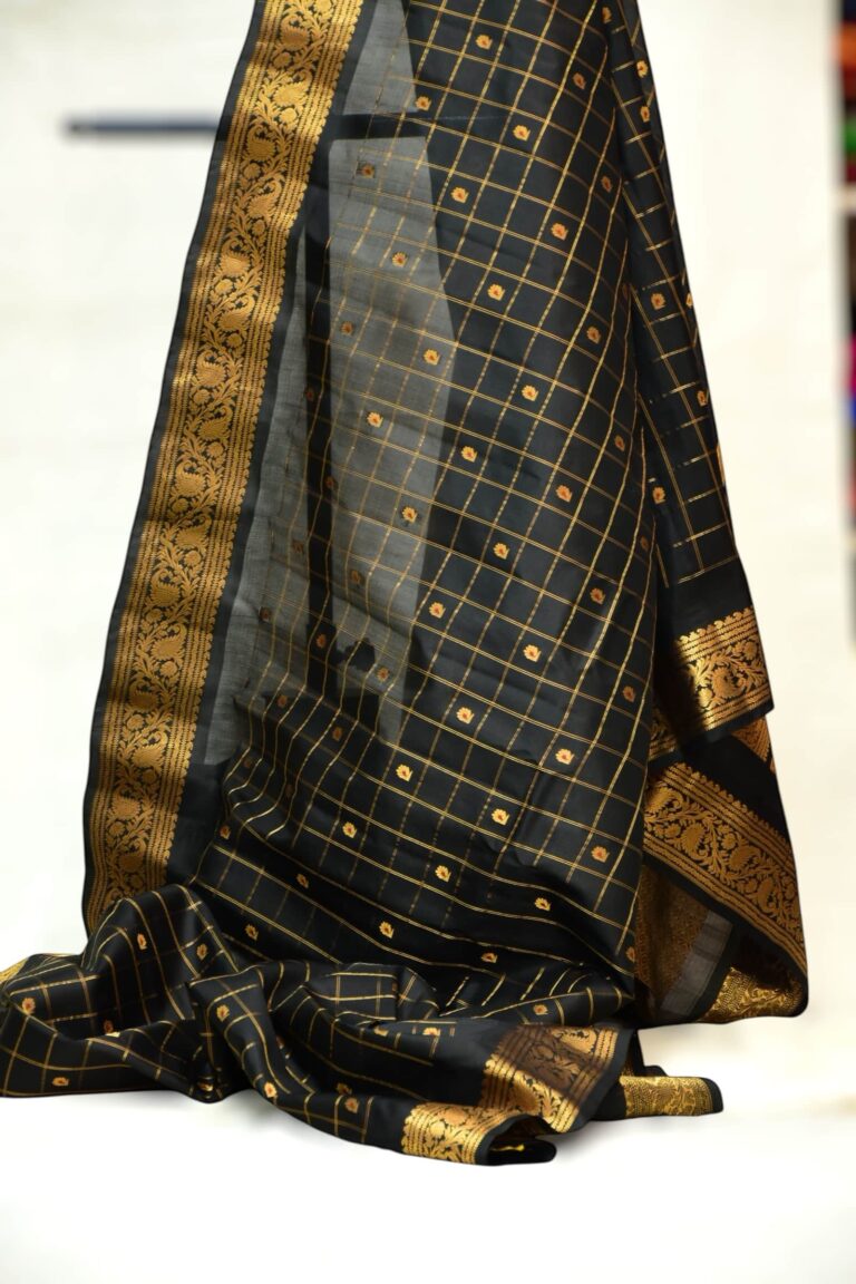 Black pure silk gadwal - view 2