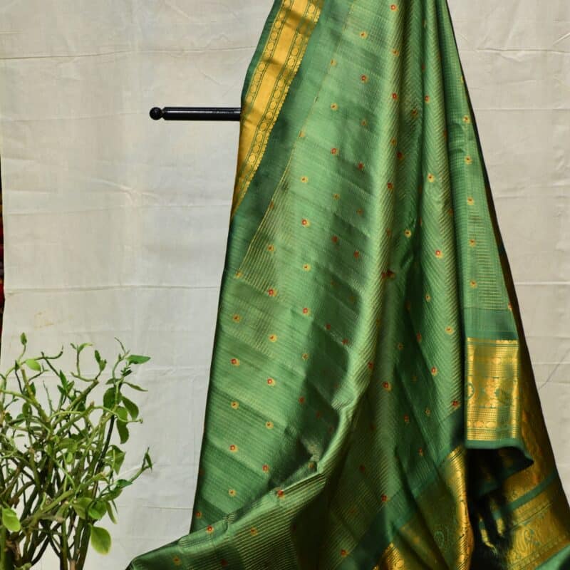 Green Gadwal jari checks pure silk