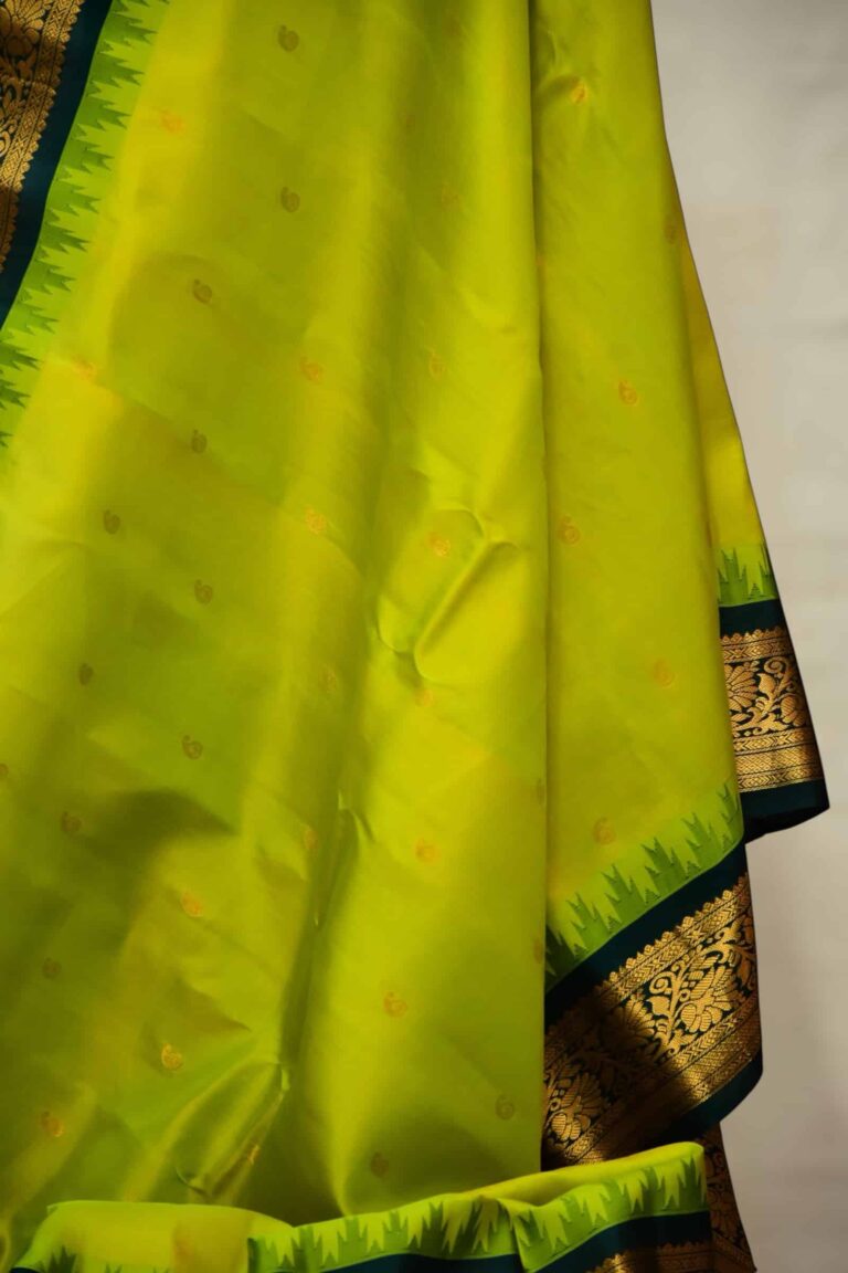 Green vintage gadwal pure silk - view 2