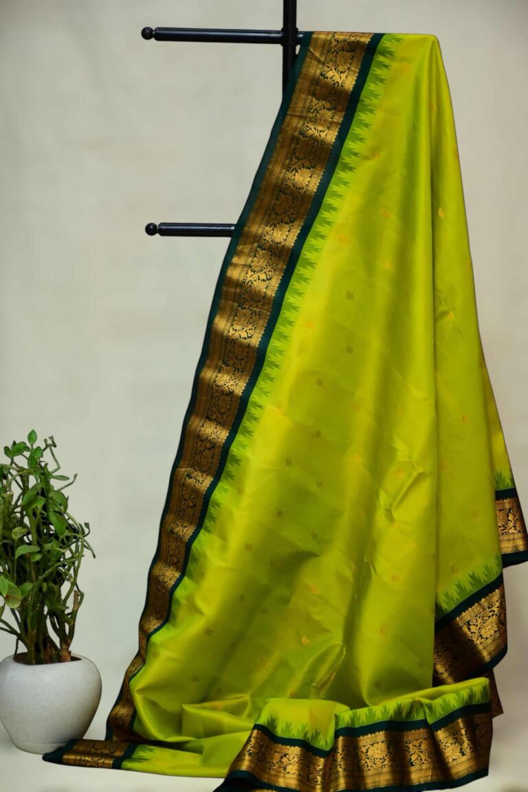 Green vintage gadwal pure silk