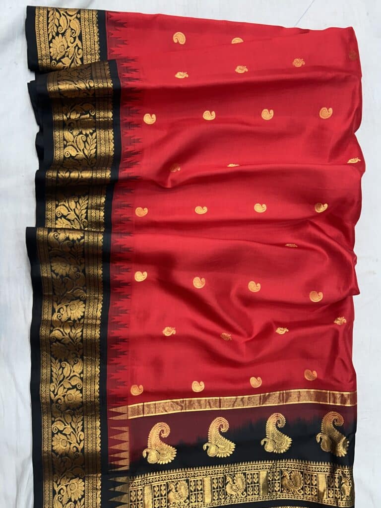 Black-red  vintage pure gadwal - view 3