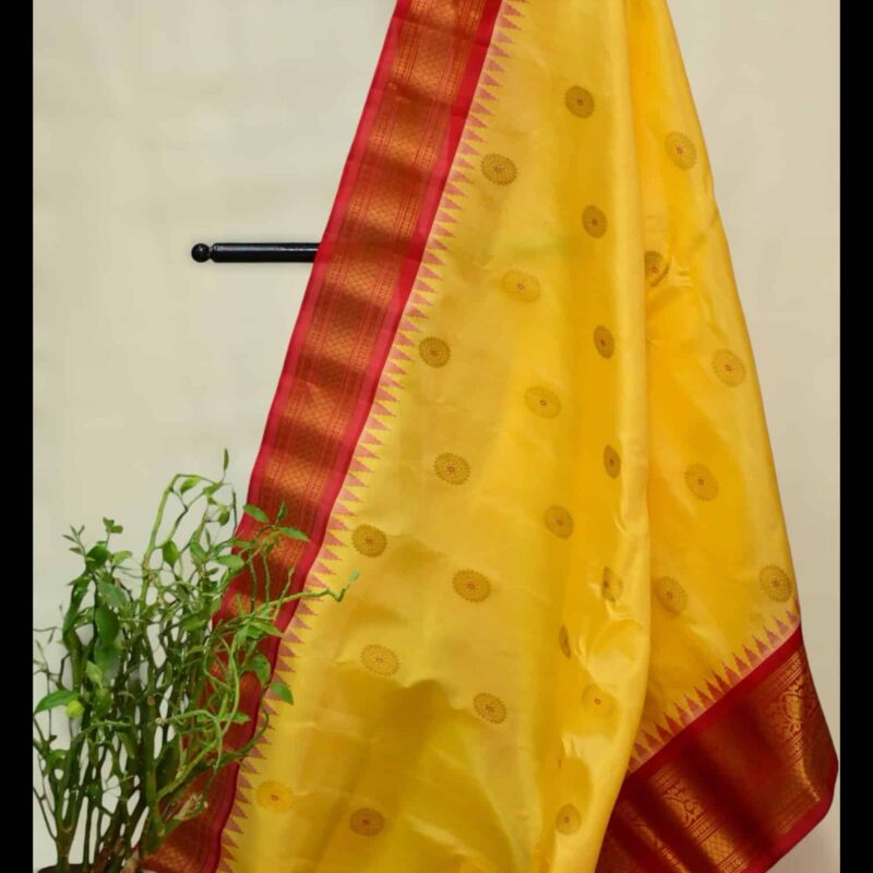 Creamish Yellow Silk Gadwal Saree - view 2