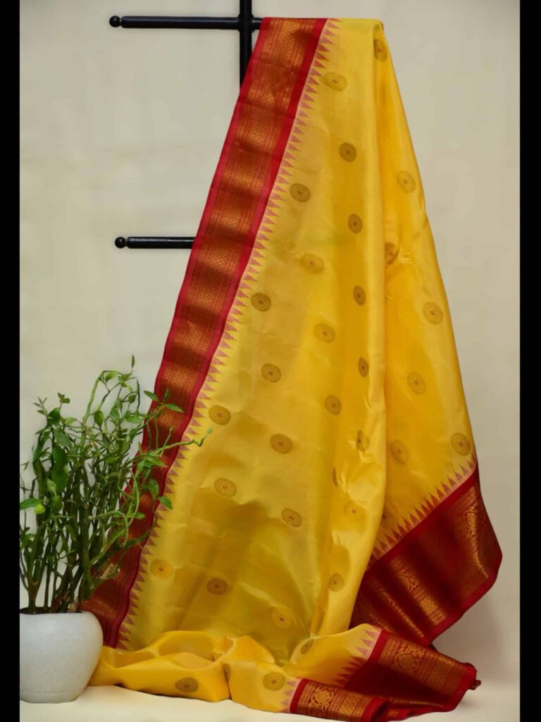 Creamish Yellow Silk Gadwal Saree