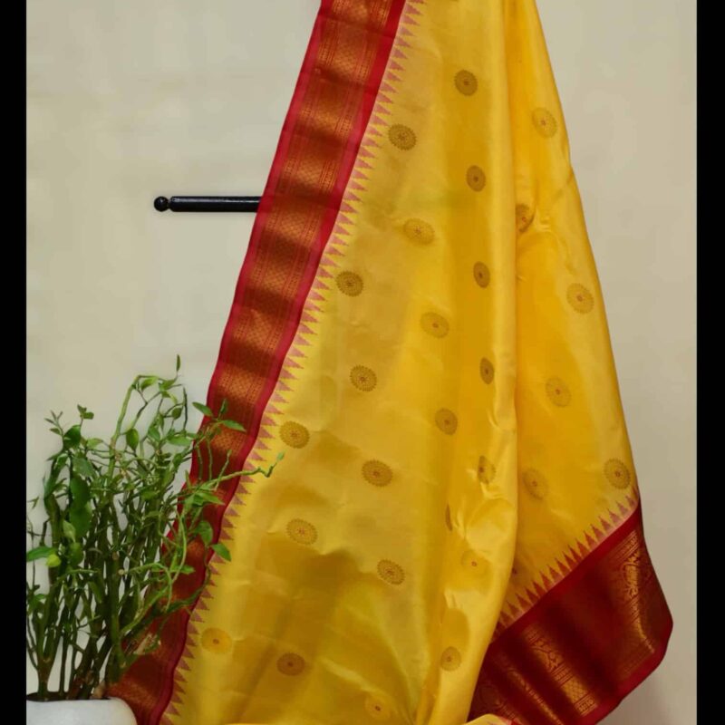 Creamish Yellow Silk Gadwal Saree