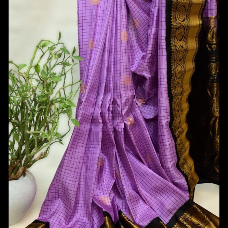 Lavender Silk Gadwal Saree - view 4