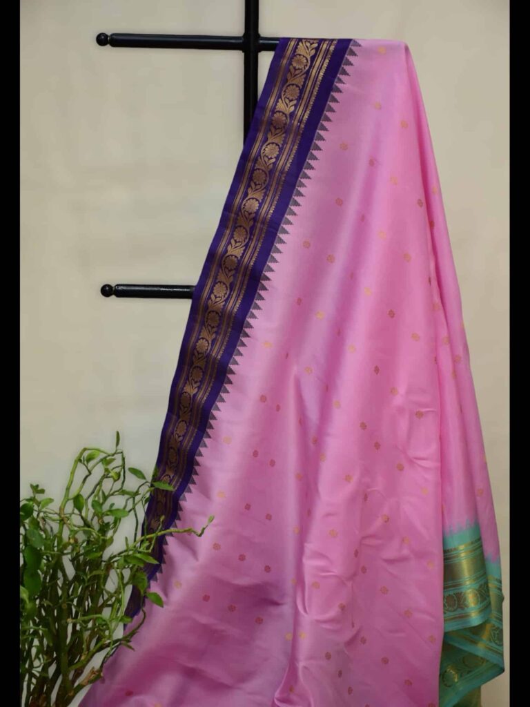 Light Pink Silk Gadwal Saree - view 3