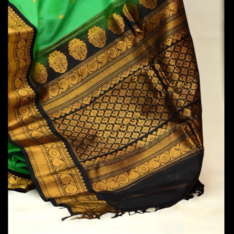 Parrot Green Pure Silk Saree - view 5
