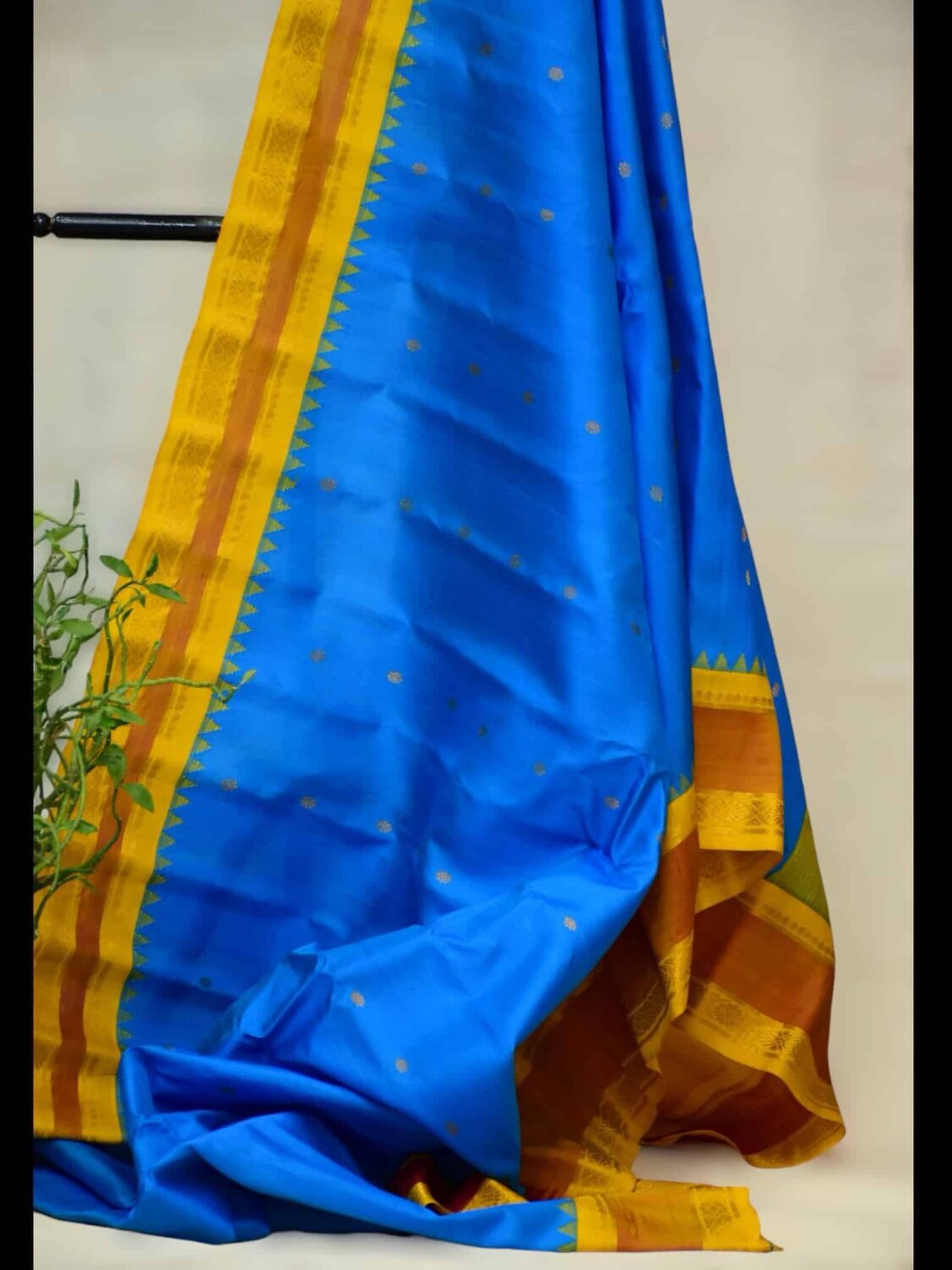 Sky Blue Gadwal Silk Saree | Yellow Pallu & Kuttu Border