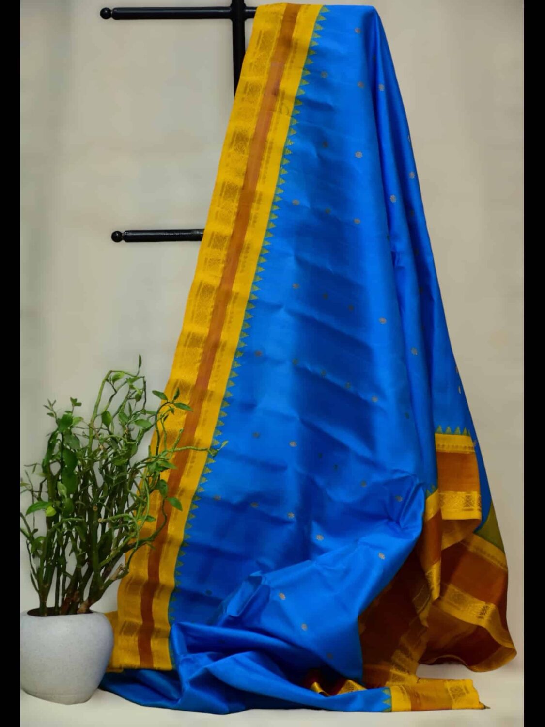 Sky Blue Gadwal Silk Saree | Yellow Pallu & Kuttu Border