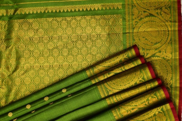 Green Handloom Pure Silk Gadwal Saree - view 2