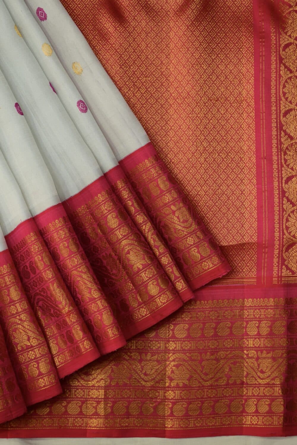 Off White Pink Handloom Pure Silk Gadwal Saree