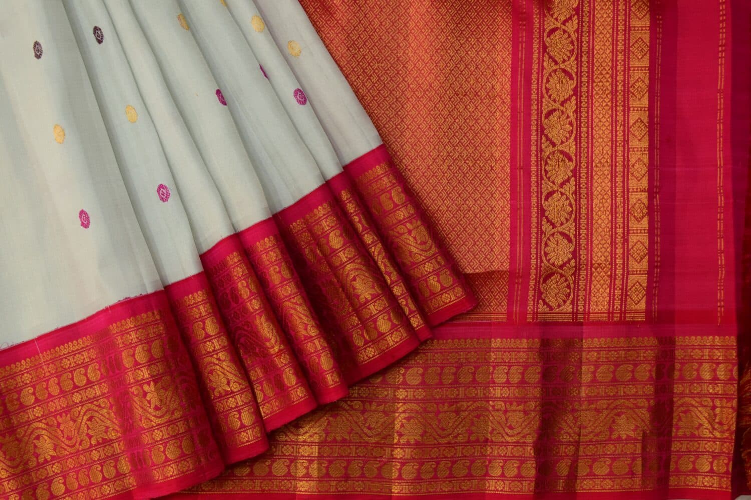 Off White Pink Handloom Pure Silk Gadwal Saree