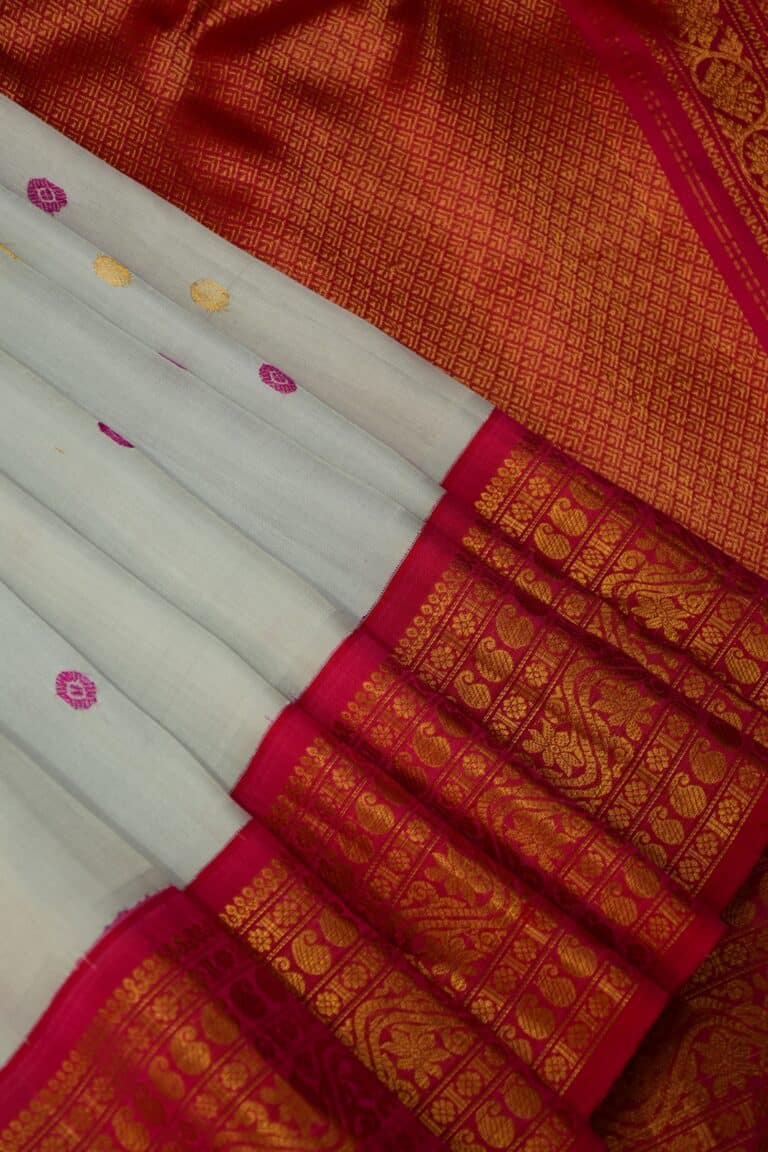 Off White Pink Handloom Pure Silk Gadwal Saree - view 2