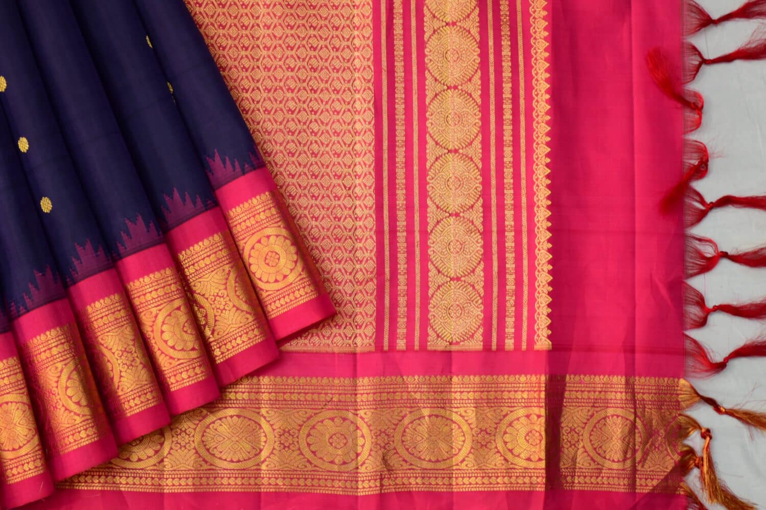 Navy Blue Rani Pink Handloom Pure Silk Gadwal Saree