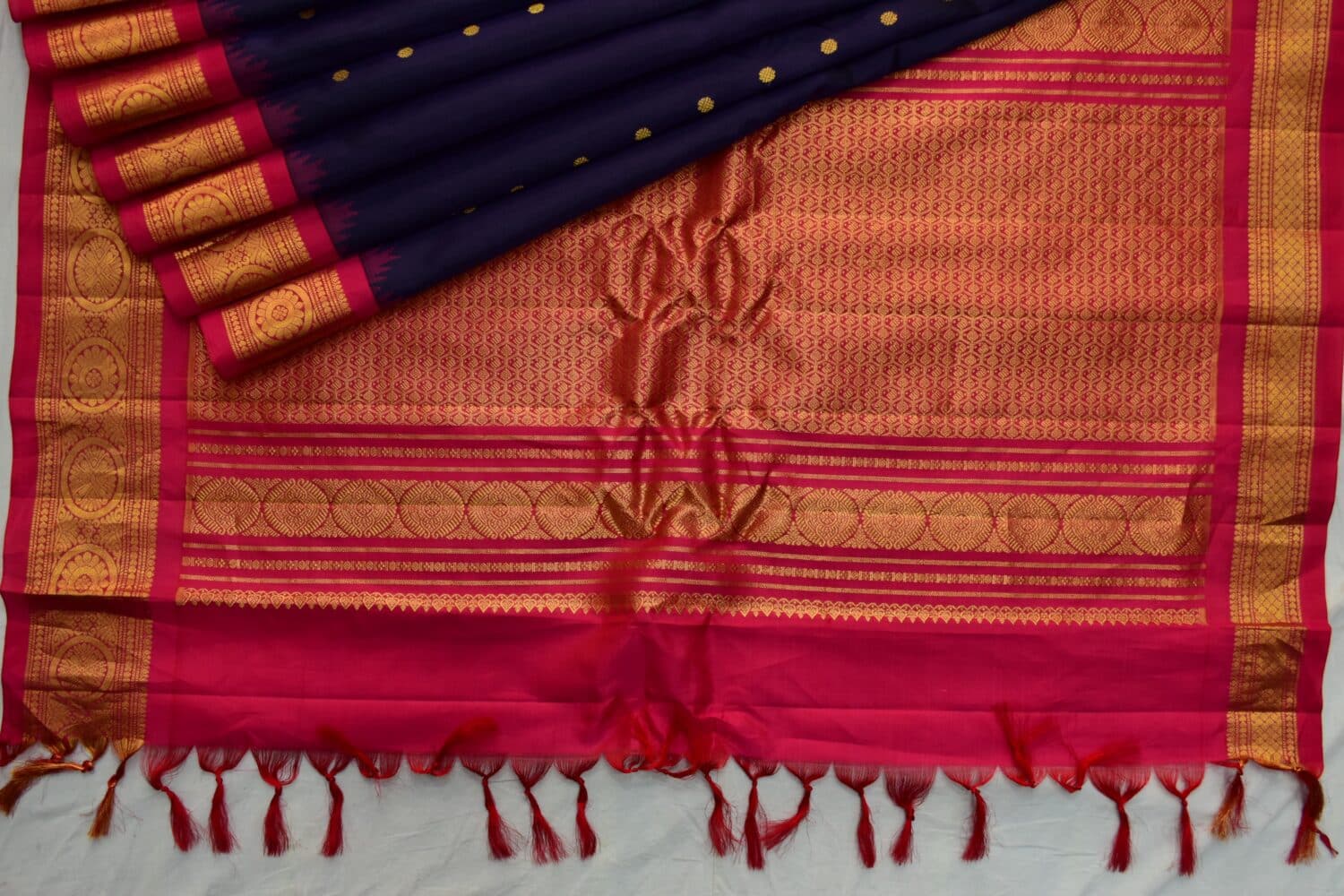 Navy Blue Rani Pink Handloom Pure Silk Gadwal Saree