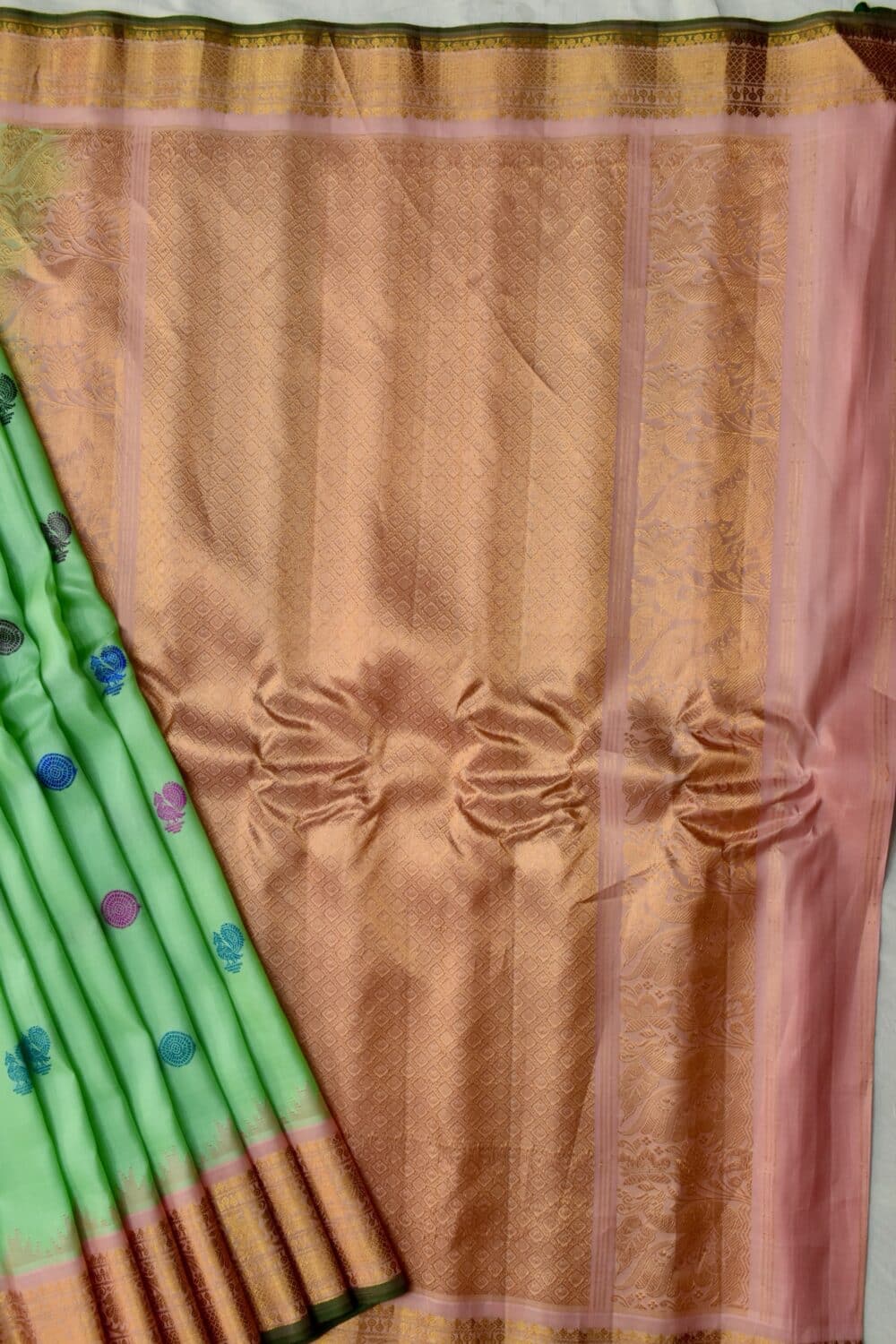 Mint Green Peach Handloom Pure Silk Gadwal Saree