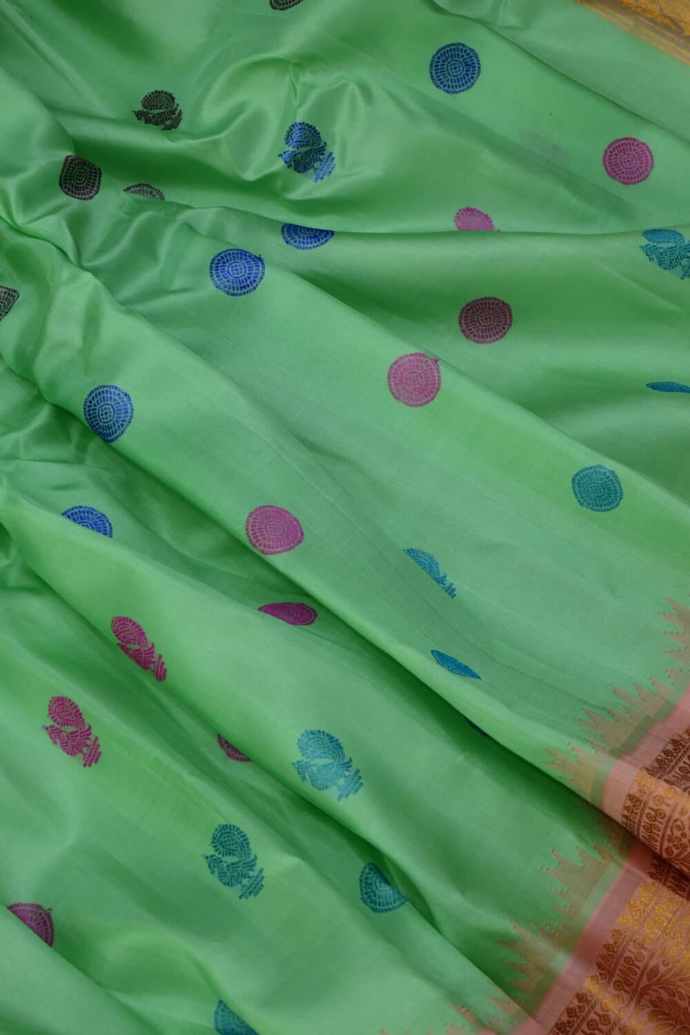 Mint Green Peach Handloom Pure Silk Gadwal Saree