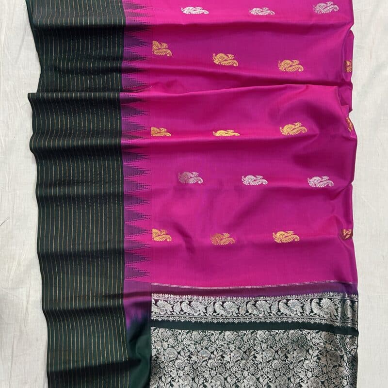 Magenta Dark Green Pure Silk Gadwal Saree