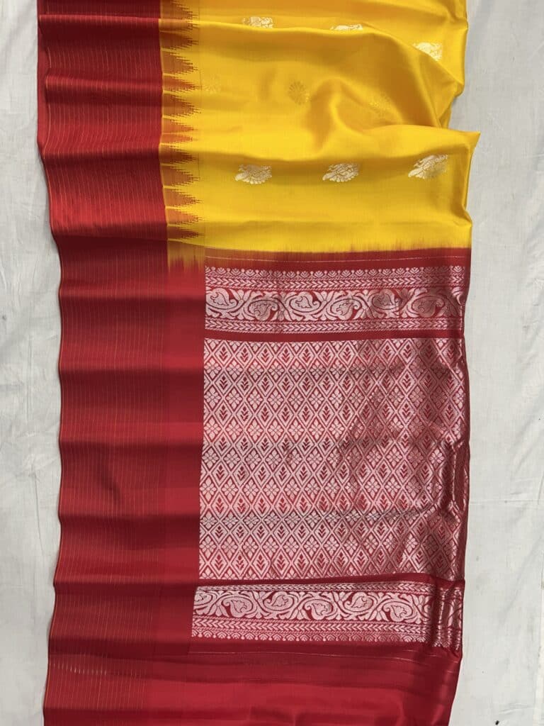 Yellow Red Pure Silk Gadwal Saree - view 2