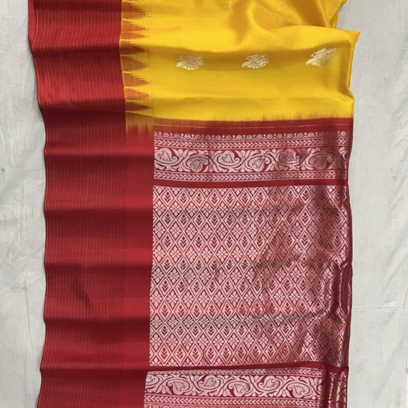 Yellow Red Pure Silk Gadwal Saree - view 2