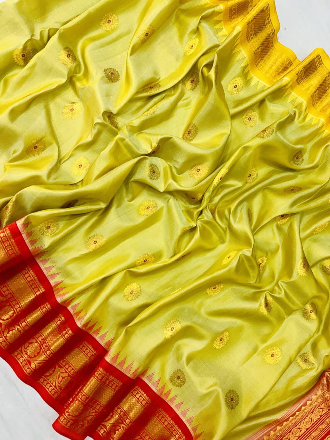 Lime Green Handloom Pure Silk Gadwal Saree with Ganga Jamuna Borders