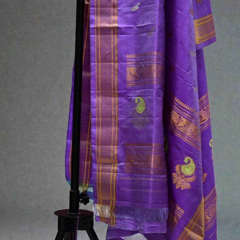 Lavender Pure Silk Handloom Dupatta - view 4