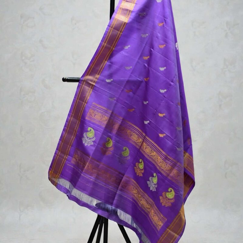 Lavender Pure Silk Handloom Dupatta - view 6