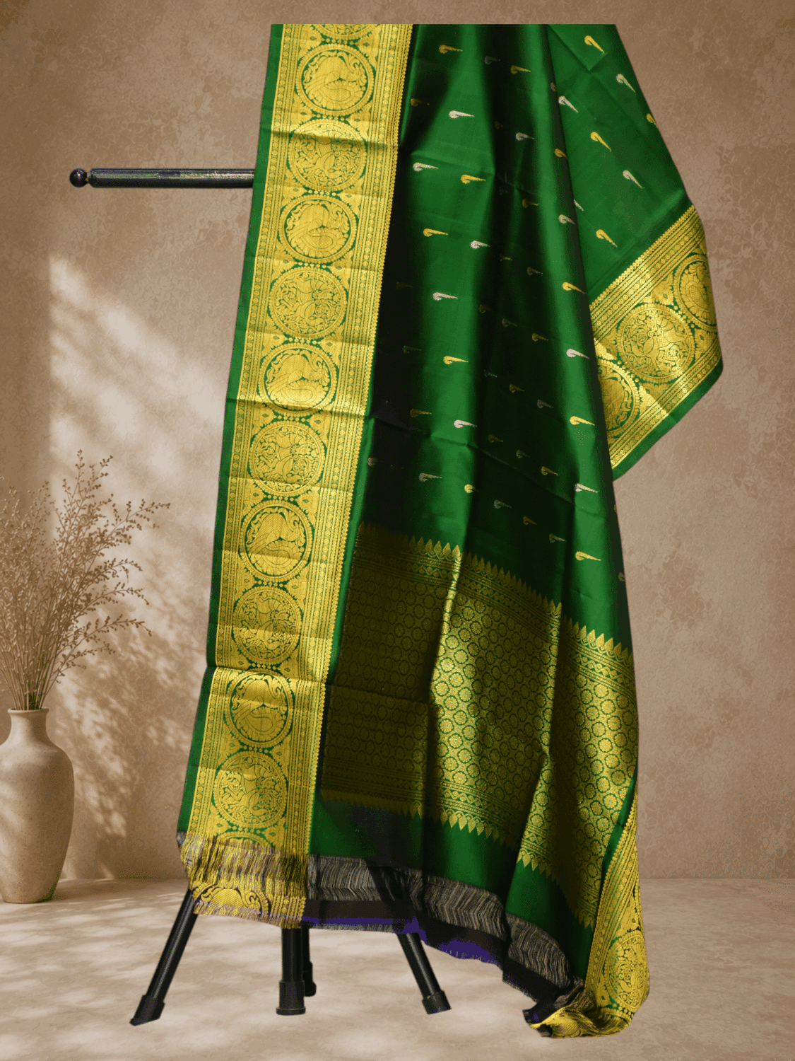 Bottle Green Handloom Pure Silk Gadwal Dupatta