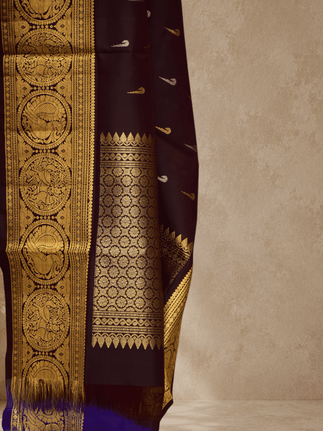 Coffee Brown Handloom Pure Silk Gadwal Dupatta