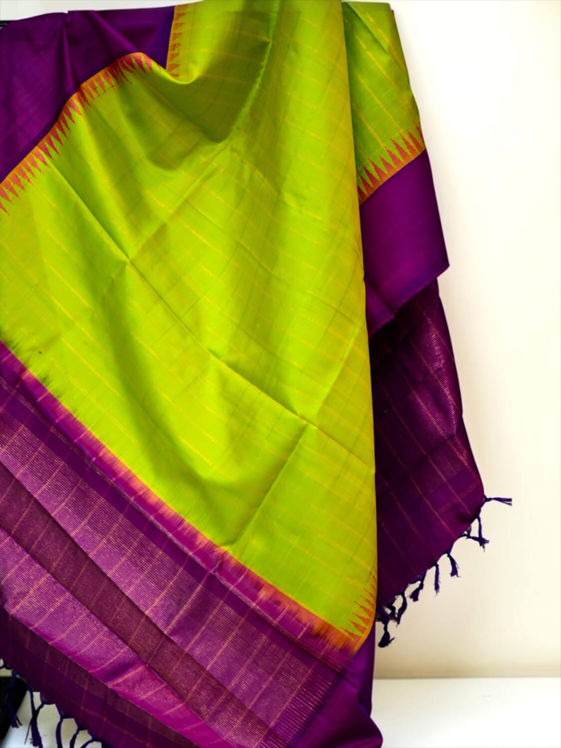 Lime Green & Magenta Handloom Pure Silk Temple Border Dupatta