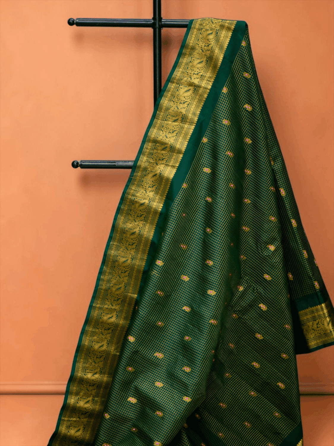 Bottle Green Pure Gadwal Silk Tissue Saree