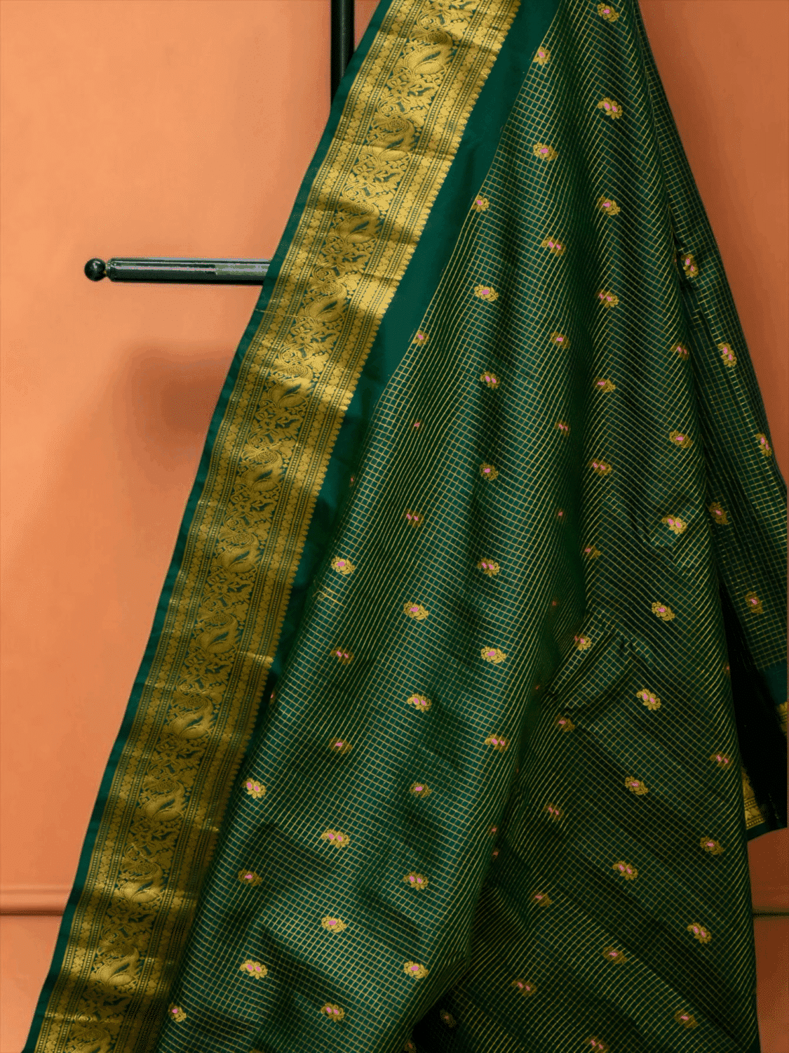 Bottle Green Pure Gadwal Silk Tissue Saree