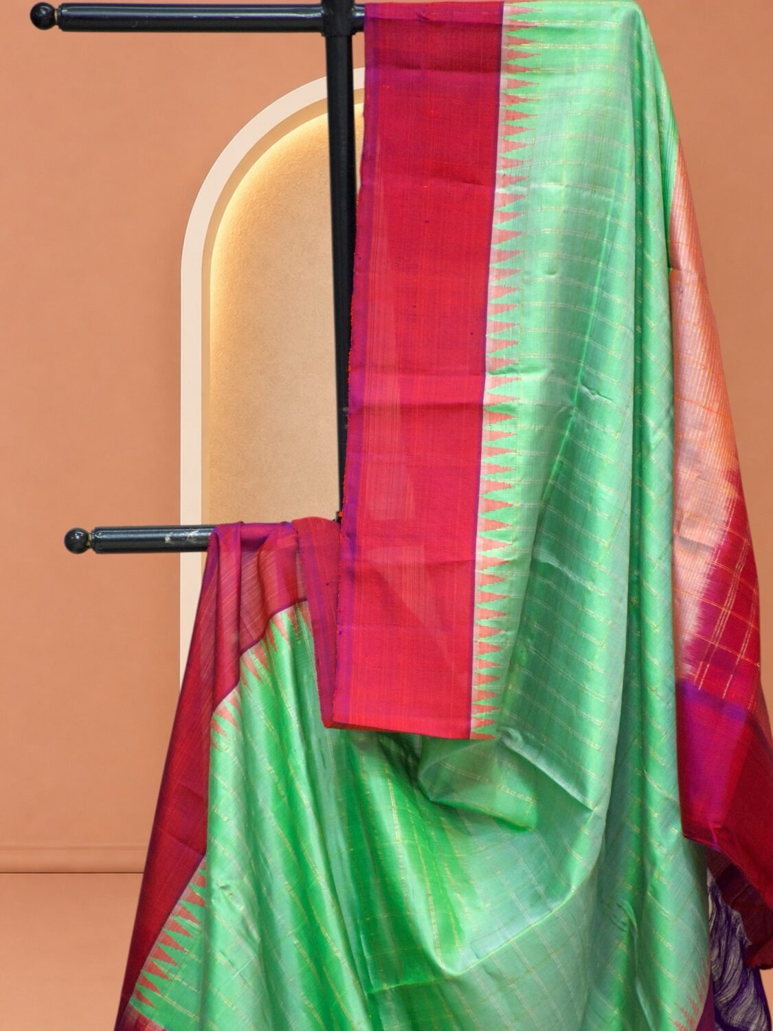 Green & Magenta Pure Gadwal Silk Dupatta