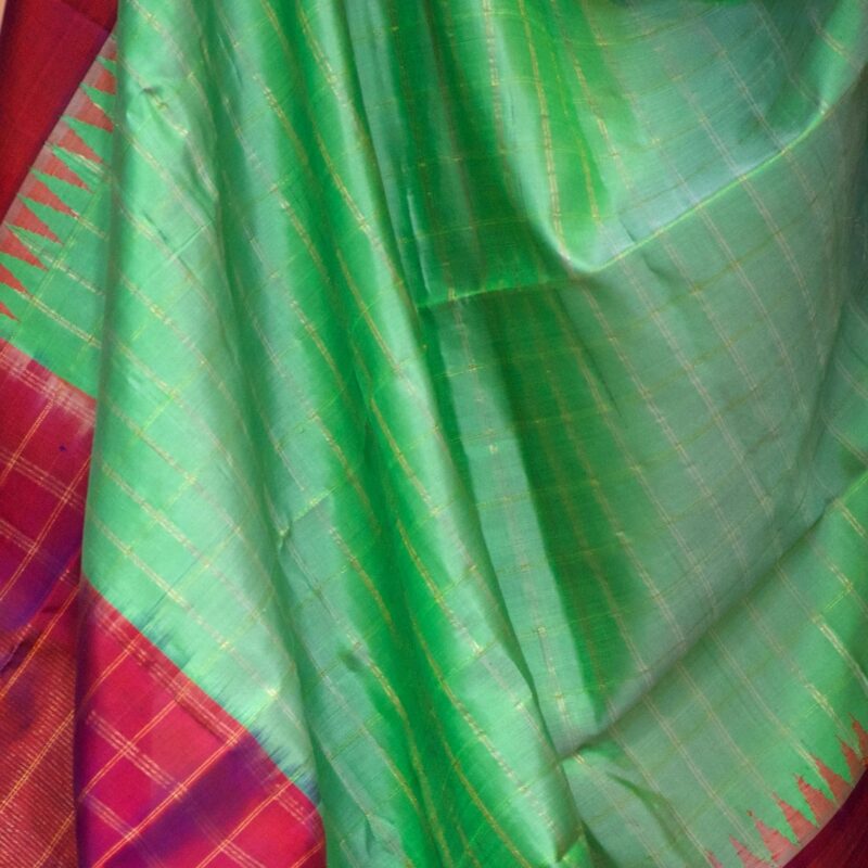 Green & Magenta Pure Gadwal Silk Dupatta - view 3