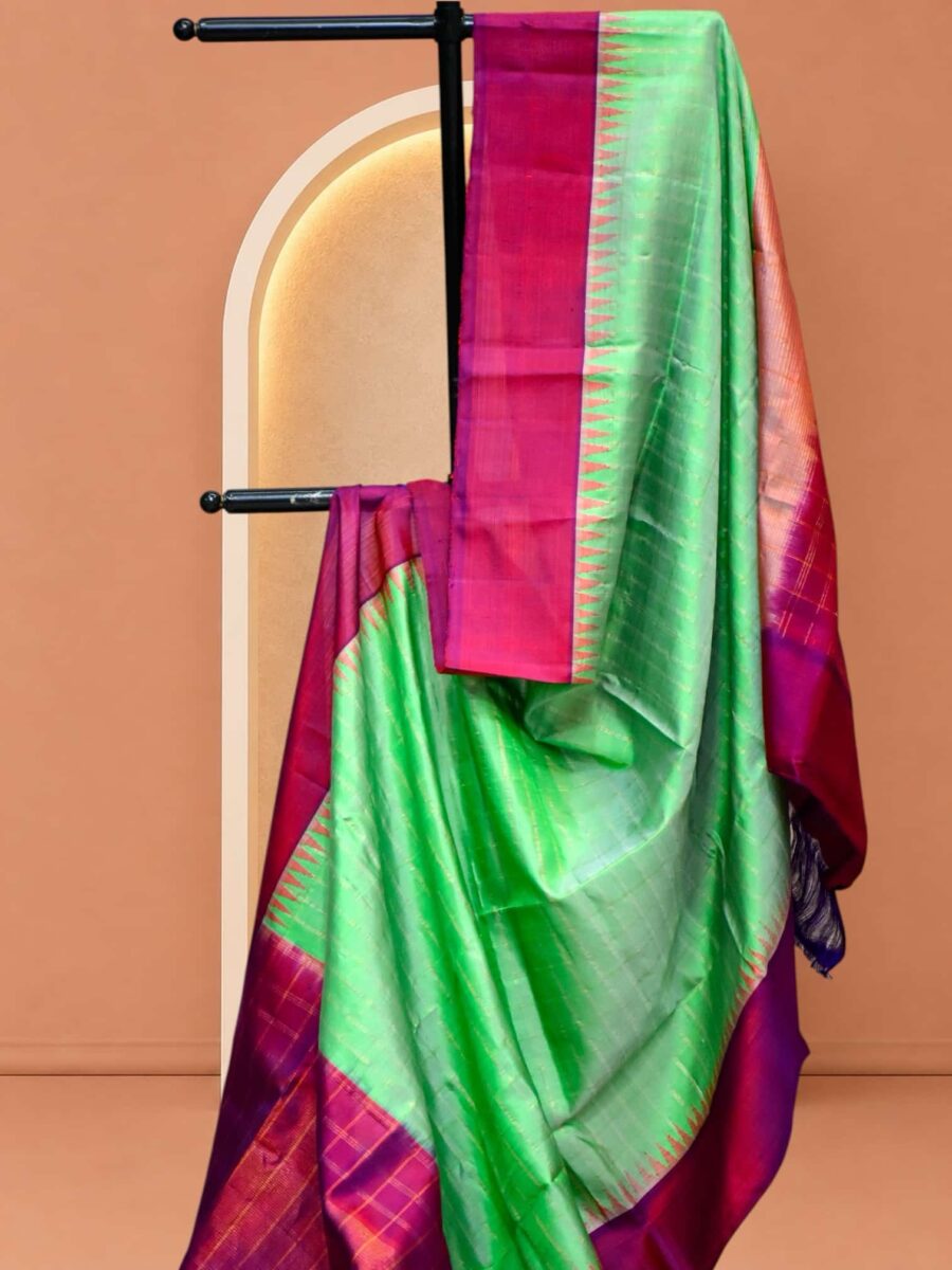 Green & Magenta Pure Gadwal Silk Dupatta