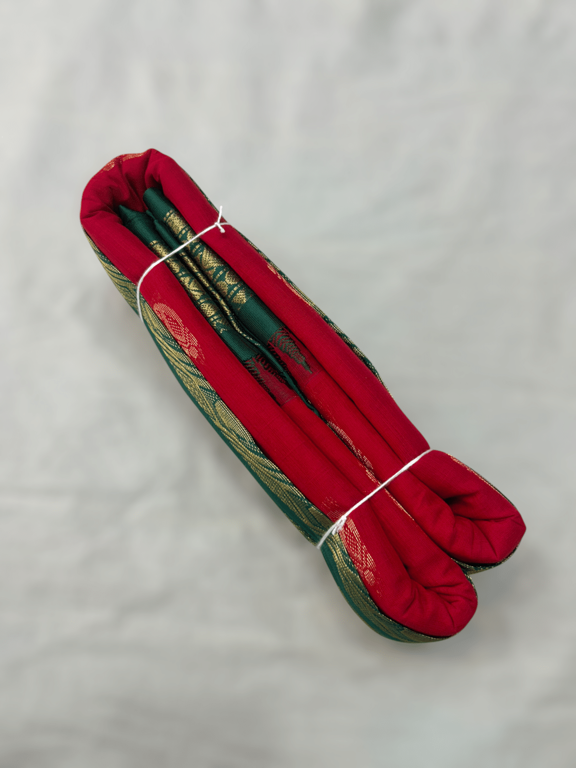 Red Original Cotton Gadwal Saree with Bottle Green Temple Kuttu Border & Zari Butta